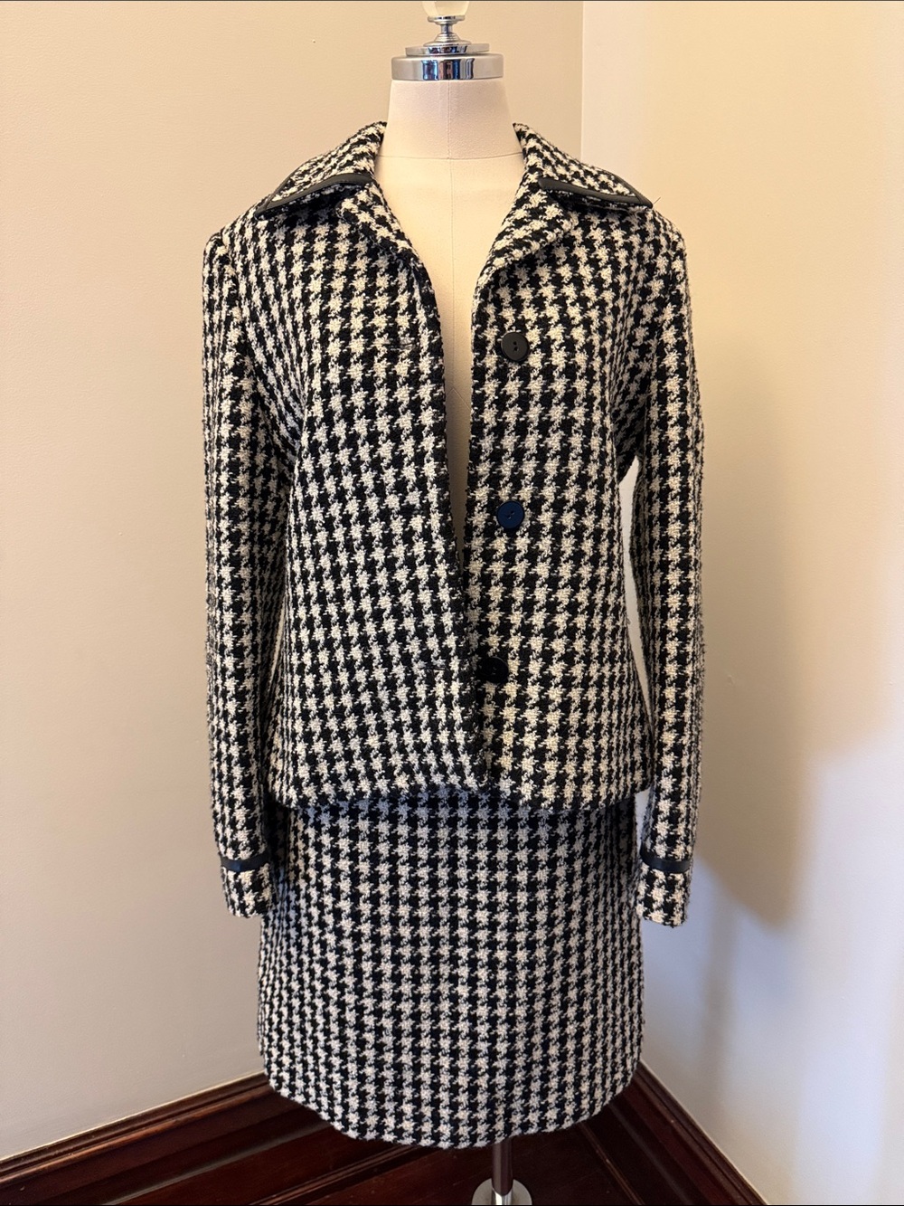 Casual Corner Black and White Houndstooth Blazer and Skirt Set